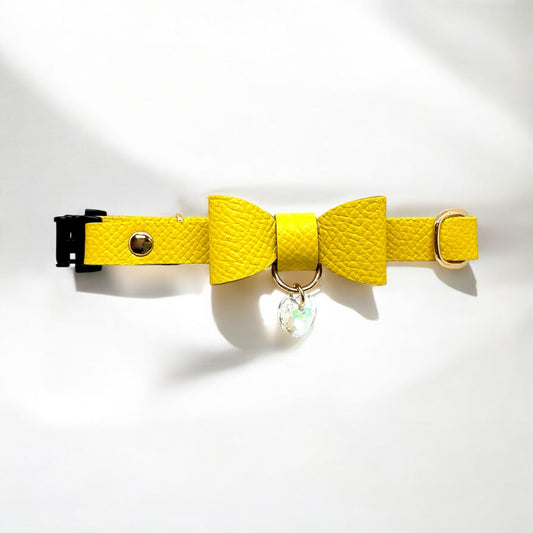 猫 首輪 革製 レモンイエロー |リボン|クリスタルハートチャーム&安全バックル仕様|BLUEGE