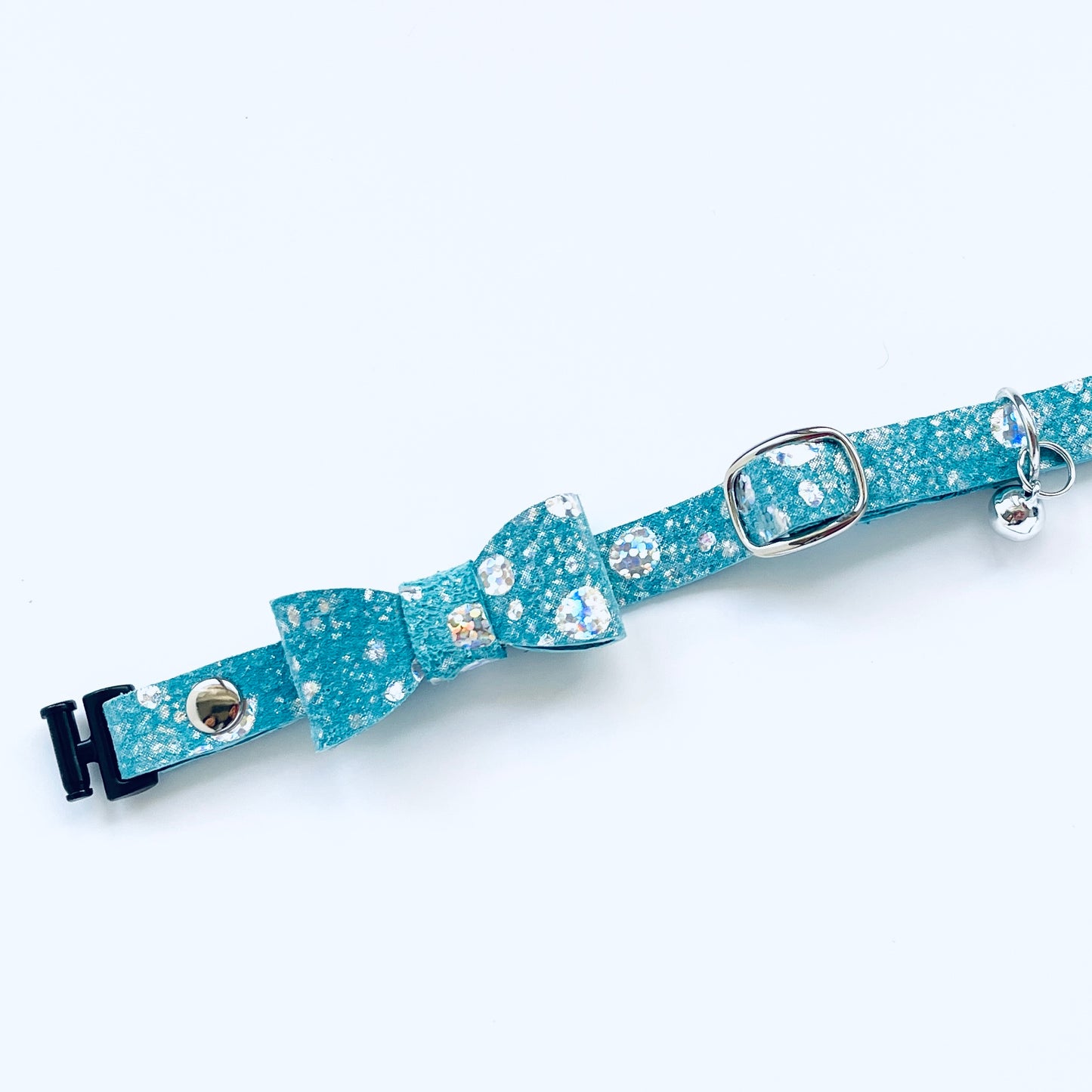 猫 首輪 ピッグレザー 本革｜水色ソーダ｜リボン｜セーフティバックル｜BLUEGE